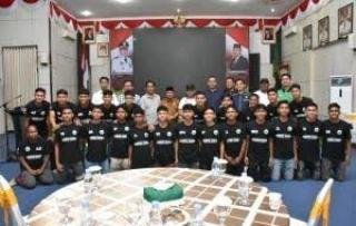 Pemkab Kampar Lepas Tim PSBS Bangkinang yang Akan Wakili Provinsi Riau U-17 di Jawa Timur