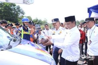 Pj Walikota Resmikan Launching Mobil Layanan Cepat LPJU dan Bus TMP