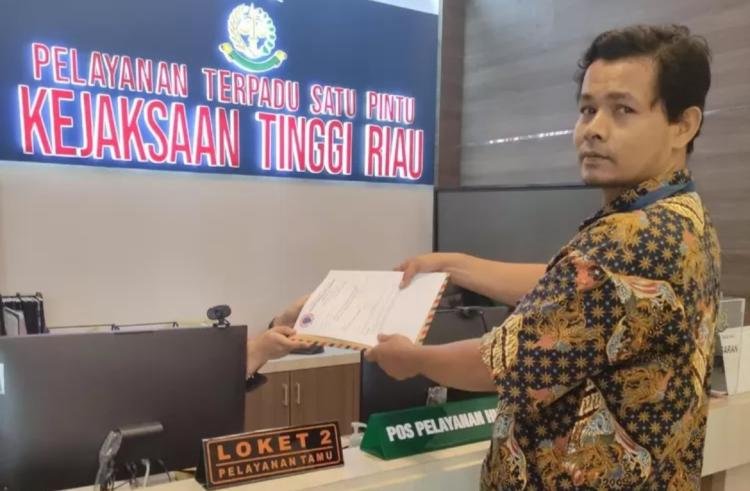 Ormas GASS Laporkan Dua Kegiatan Setwan DPRD Provinsi ke Kejati Riau