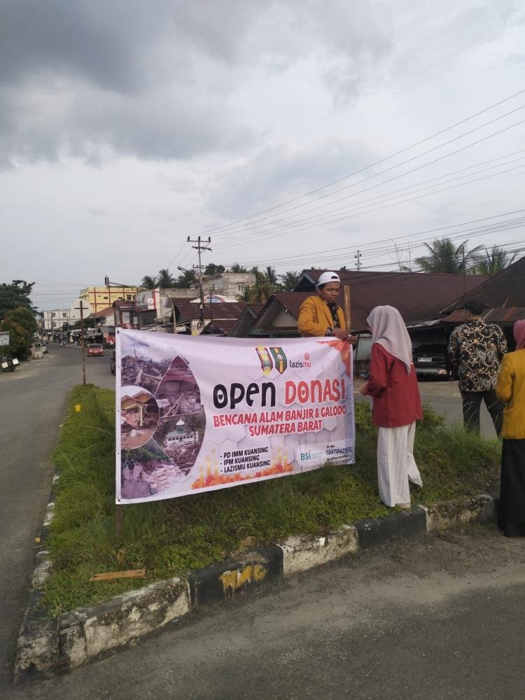 Tunaikan Tri Kompetensi Gerakan, IMM Kuansing Bersama IMP Dan Lazizmu Lakukan Open Donasi Untuk Masyarakat Sumatra Barat Yang Terkena Musibah