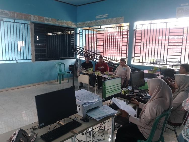 Pelayanan Keliling, Disdukcapil Kuansing Permuda Pengurusan E-KTP Di Desa Pau Angit Hulu