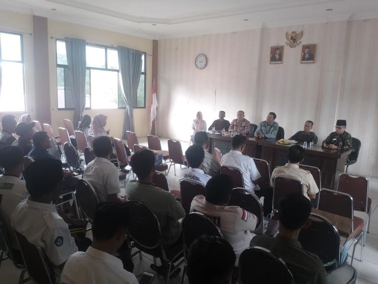 Persiapan Pacu Jalur di Tepian Nyiur Melambai dikecamatan Cerenti akan Ada Hadiah Tambahan Ternak Kerbau dan Sapi.