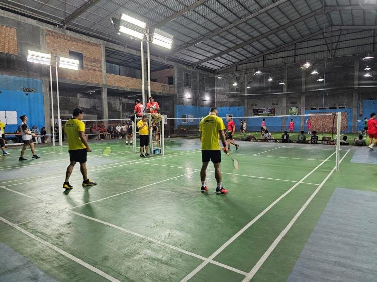 Polres Kuansing Menggelar Turnamen Badminton Kapolres Cup Dalam Rangka Hari Bhayangkara ke-78 