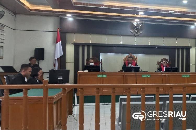 RK Sekertaris Kelurahan di Dumai 2013 Silam Sidang Dakwan, PH: Terdakwa Tidak Miliki Wewenang