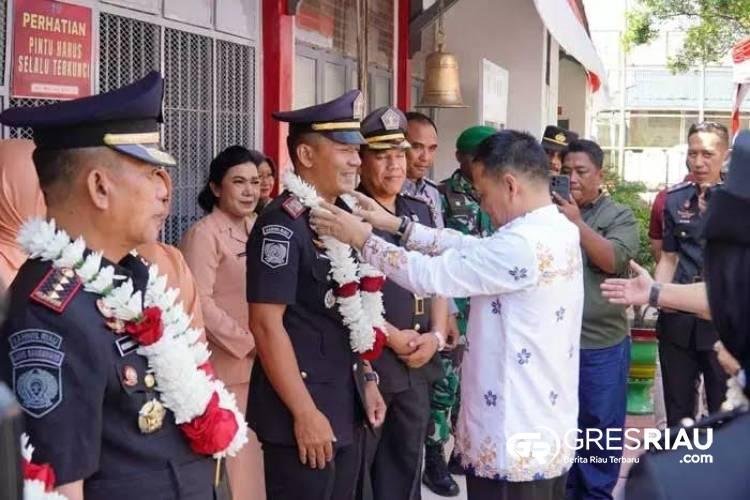 Pisah Sambut Kalapas IIA Bangkinang, Kini Resmi Dijabat Edi Cahyono Gantikan Mishbahudin