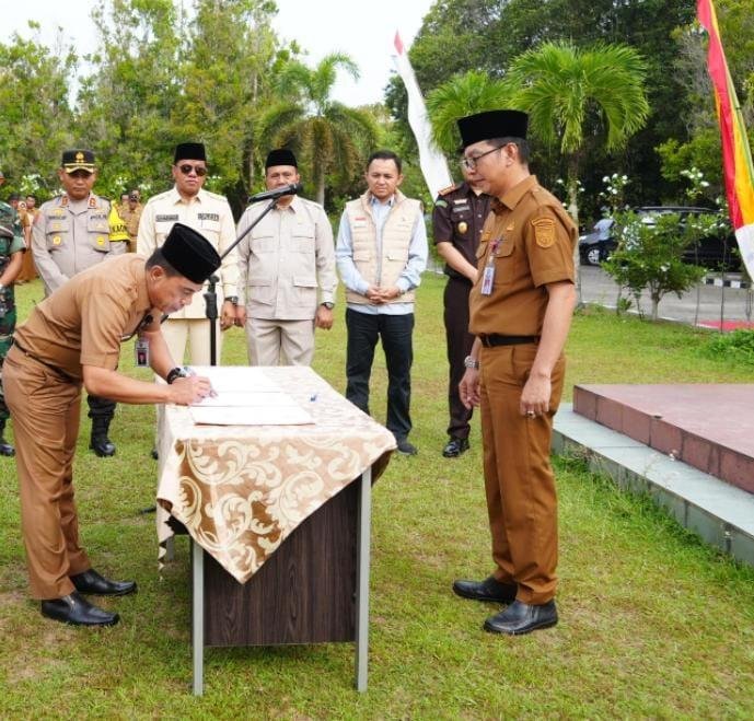 Hadapi Pilkada, Sekda Kuansing: Mengadakan Apel Bersama Deklarasi Netralitas ASN Dalam Penyelenggaraan Pilkada Tahun 2024 