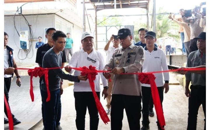 Peresmian Komisioning Pabrik CV Adifa Meka Hara diresmikan Bupati Kuantan Singingi Suhardiman Amby Yang Berlokasi Desa Muara Tiu, Kecamatan Pucuk Rant