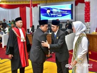 Paripurna Pelantikan Pimpinan Defenitif DPRD Kampar Masa Jabatan 2024-2029