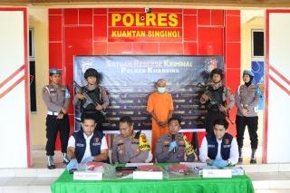 Polres Kuansing Gelar Press Conference Ungkap Kasus Pembunuhan di Desa Kampung Baru, Kecamatan Cerenti