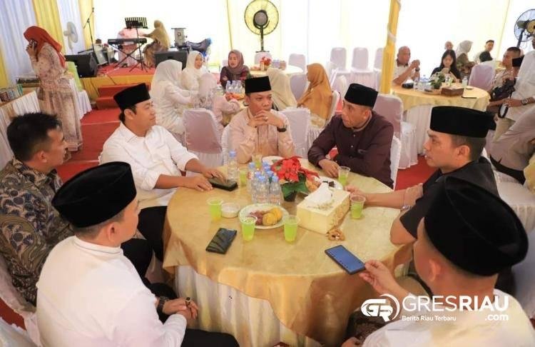 Momentum Lebaran, Ketua DPRD dan Pj Wali Kota Jalin Kebersamaan dengan Warga
