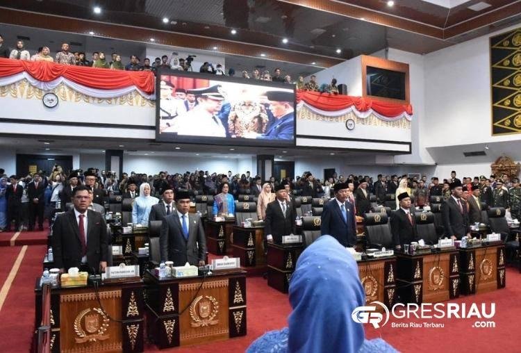 Rapat Paripurna Istimewa, 50 Anggota DPRD Pekanbaru Resmi Dilantik