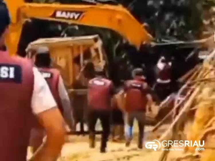 PETI Di Kuansing Digrebek Subdit IV Ditreskrimsus Polda Riau, 5 Orang Ditangkap !