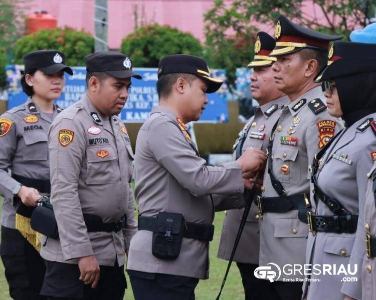 Kapolres Kampar Sertijab Kabag OPS dan 3 Kapolsek Jajaran
