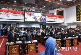 Rapat Paripurna Istimewa, 50 Anggota DPRD Pekanbaru Resmi Dilantik