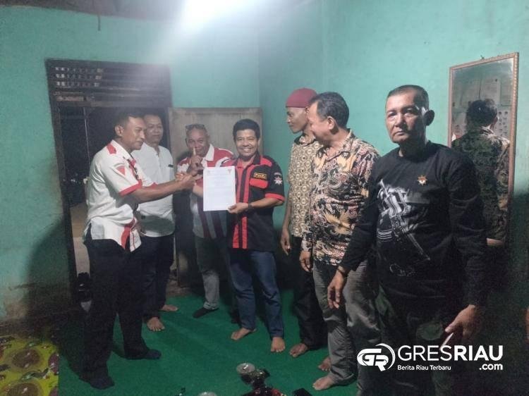 DPD P.M.R.I Kampar Resmi Terbentuk, Dinahkodai Dedi Osri SH, Diserahkan Langsung Oleh Ketua Umum !
