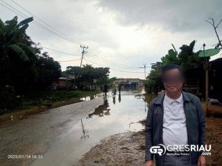 Banjir Melanda, Warga Desa Lipat Kain Selatan Kecam Kepala Desa yang Dianggap Abai !