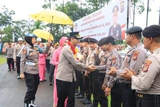 Farewell Parade Iringi Acara Pisah Sambut Kapolres Kuantan Singingi