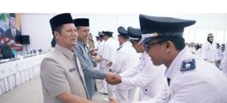 114 Pj Kades Baru di Lantik, Wabup Kuansing berpesan Pj Kades Harus Mendengarkan Aspirasi Masyarakat
