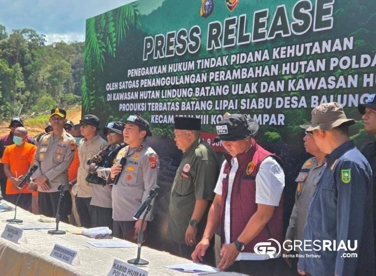 Polda Riau Berhasil Ungkap Praktik Perambahan Hutan Illegal di XIII Koto Kampar !