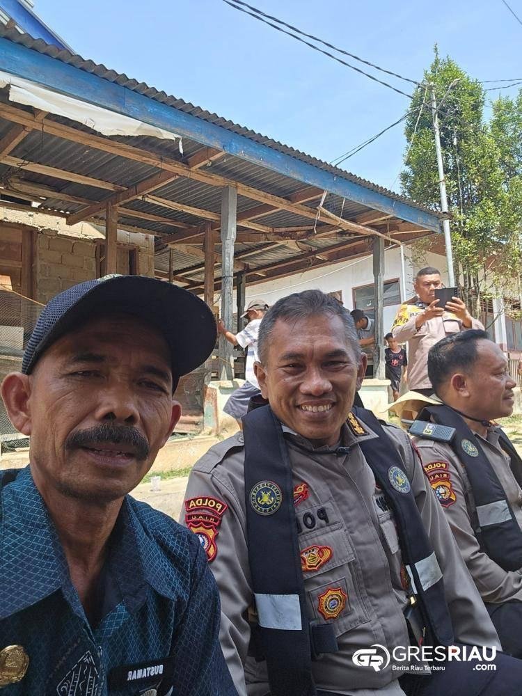 Camat Kampar Kiri Hulu Dampingi Dir Binmas Polda Riau Jelajah Sungai dan Desa Pedalaman