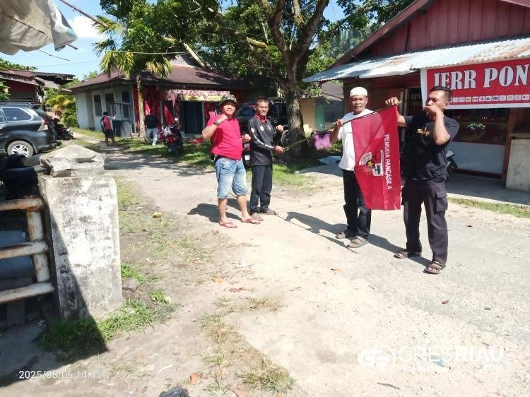 Pemuda Pancasila Kampar Kiri Gelar Gotong Royong Sambut HUT RI ke-80 di Sekretariat PP Kampar Kiri