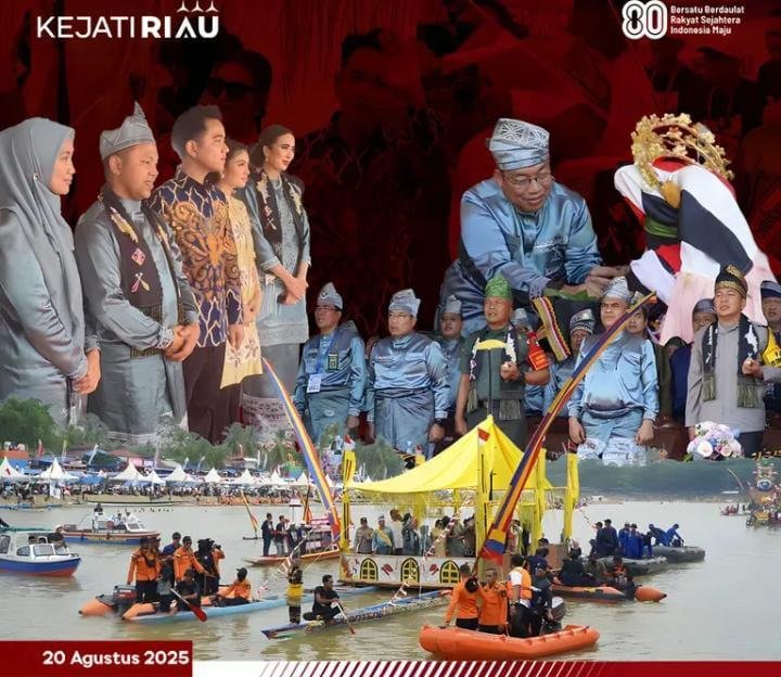 Wakajati Riau Hadir Dalam Pembukaan Festival Pacu Jalur Tepian Narosa Tahun 2025