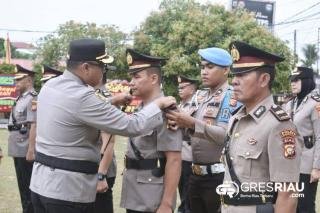 Kapolres Kampar Lantik Kabag Ren dan Lima Kapolsek Baru