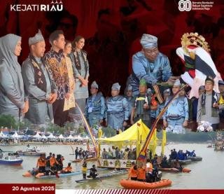 Wakajati Riau Hadir Dalam Pembukaan Festival Pacu Jalur Tepian Narosa Tahun 2025