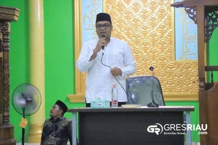 Kapolres Kampar Hadiri Maulid Nabi di Desa Sipungguk, Eratkan Silaturahmi dan Jaga Harkamtibmas Bersama Masyarakat!