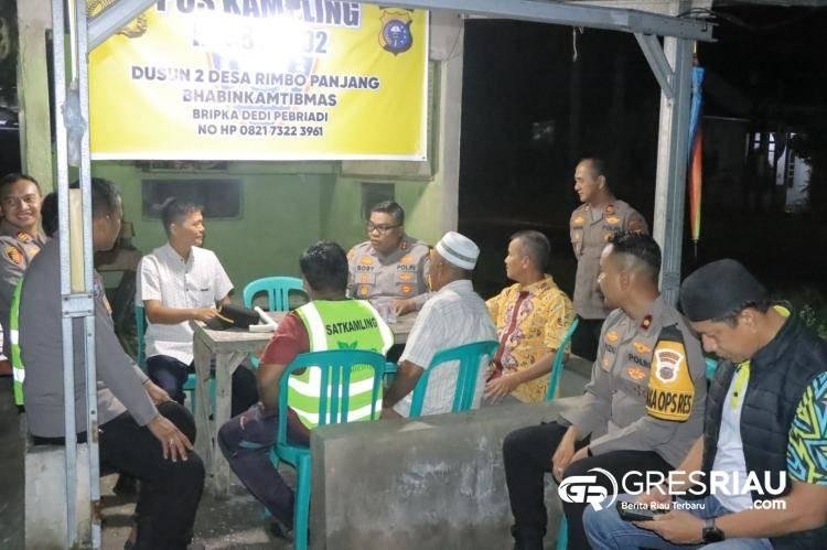 Kapolres Kampar Giatkan Satkamling, Sapa Warga Pererat Kemitraan Jaga Keamanan, AKBP Boby : Kamtibmas Tanggung Jawab Bersama!