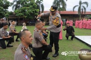 82 Personel Polres Kampar Naik Pangkat, Kapolres: Motivasi Tingkatkan Kinerja, Amanah Lebih Besar!