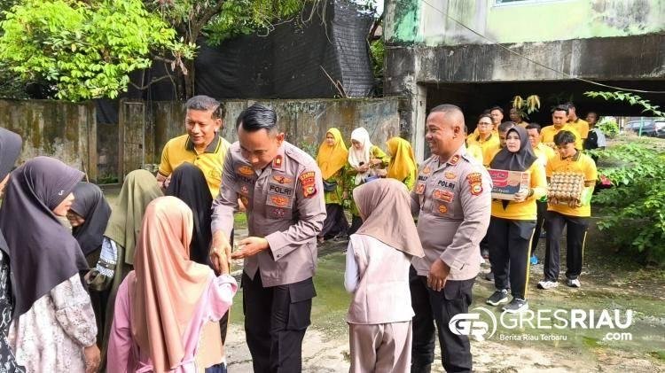 Aksi Humanis Sat.Intelkam Polres Kampar di Hari Jadi Intelejen Berbagi Cinta Sentuhan Kehidupan