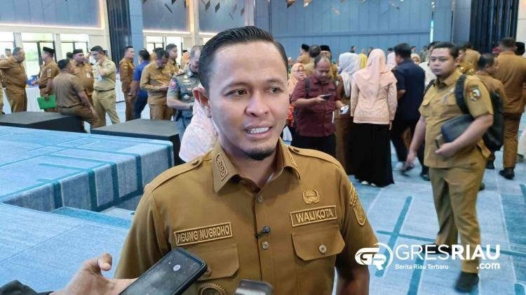 Wali Kota Pekanbaru Tegaskan Komitmen Lanjutkan Perbaikan Infrastruktur Jalan