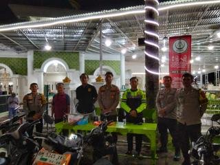 Polres Kuansing  Amankan Ibadah Sholat Terawih Serentak di Seluruh Jajaran