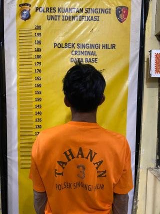 Polsek Singingi Hilir Amankan Dua Pelaku PETI di Desa Petai