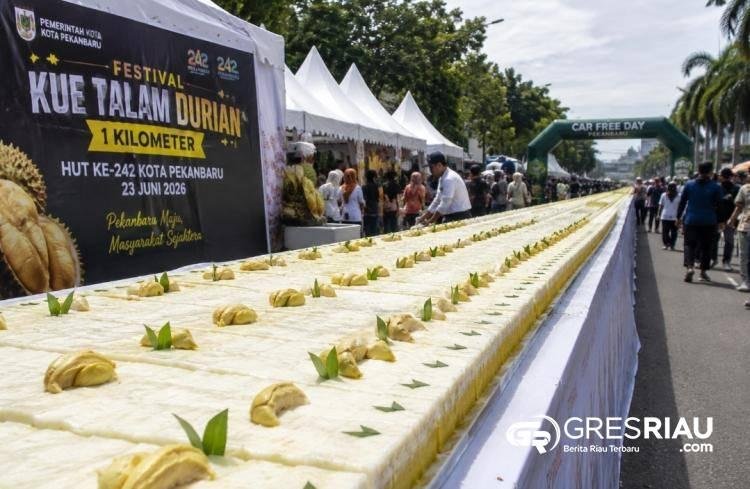 Pemko Pekanbaru Libatkan UMKM dalam Festival Kue Talam Durian Sepanjang 1 Kilometer