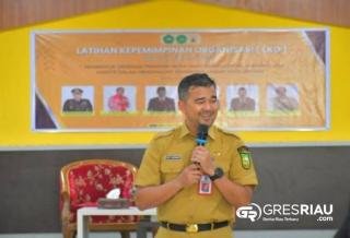 Kesbangpol Riau Bekali Pelajar Pemahaman Etika Kepemimpinan